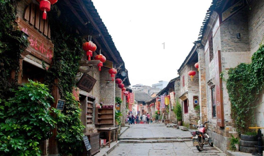 这是什么虫子，在厨余垃圾里发现的，成群有几百上千只？