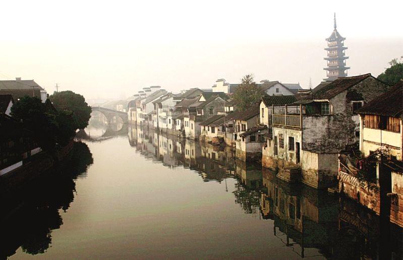 摩根士丹利基金评市场:没有明显触发市场再次大跌利空因素 部分领域的细分龙头公司已经极具性价比